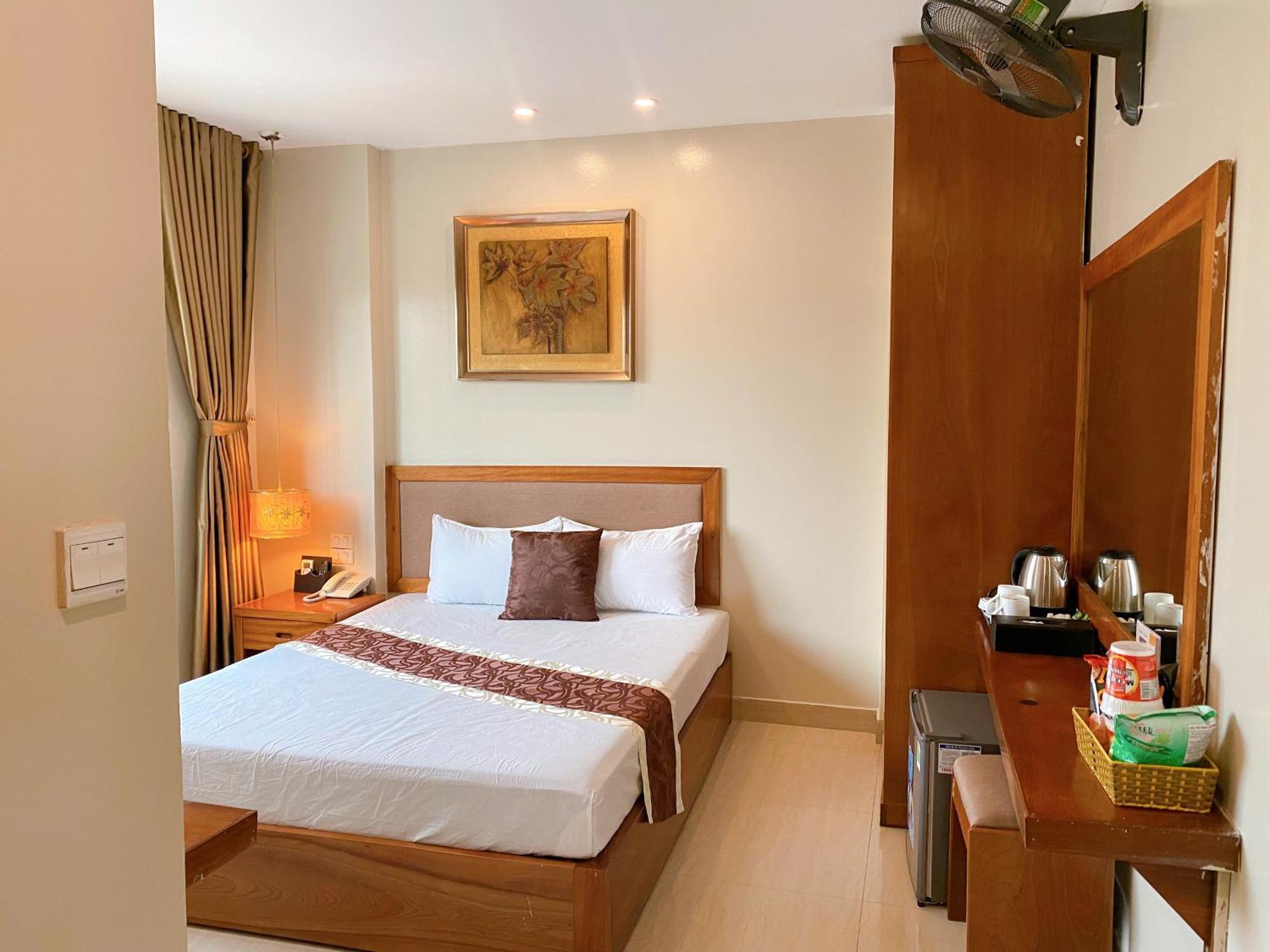 Hanoi B Hotel & Travel - 5 Mins Hoan Kiem Lake Kültér fotó